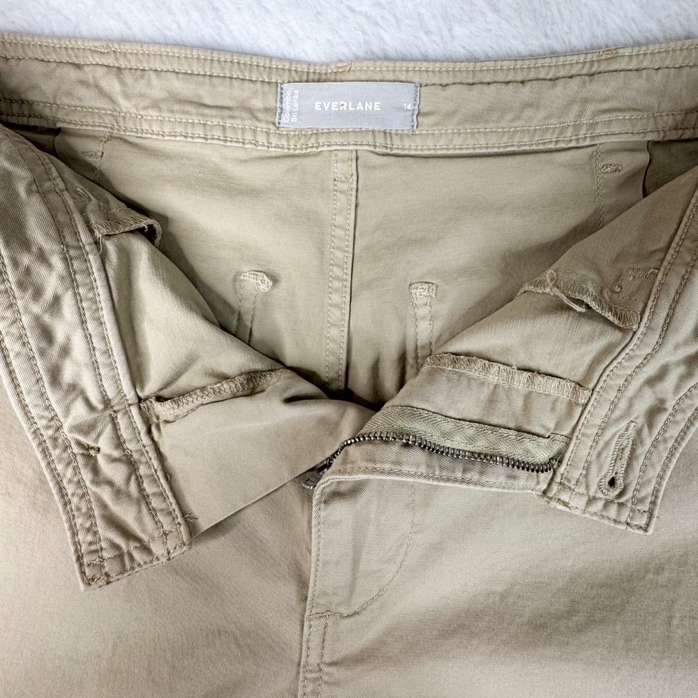 Everlane Khaki Chino Pants Womens 14 Straight Leg Cropped Cotton Stretch EUC - Picture 6 of 12